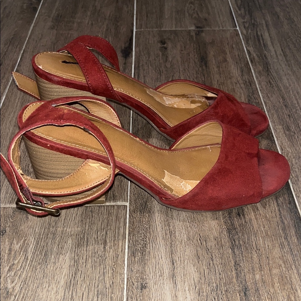 Universal Thread Red Suede Heels